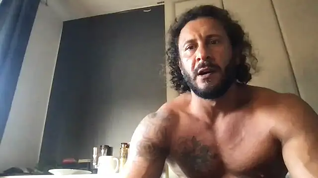 Magic_Mike_666 élő XXX-chatje