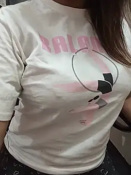 Tanha18's Live XXX Chat