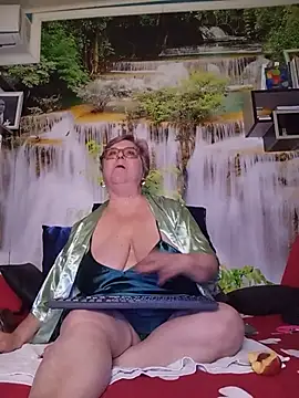 QueenPammy1 Live XXX Chat
