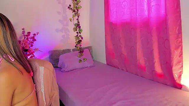 Brittanny77 Chat XXX live