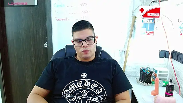 Realjoel01 现场XXX聊天
