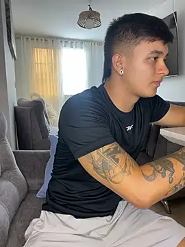 Chat XXX en directo de Christopher_strongg