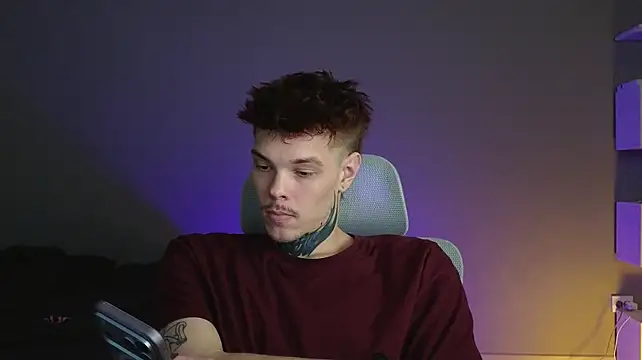 Živý XXX chat DENIS_HERE