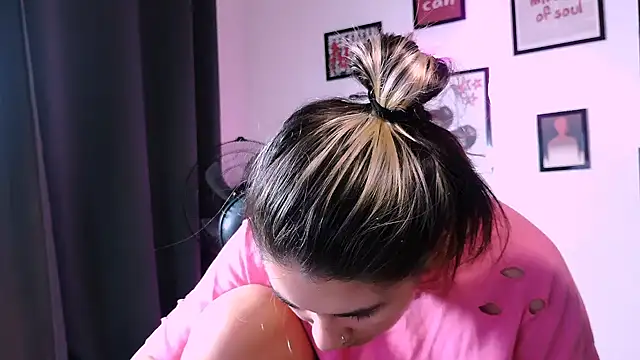 AlisaFrost's Live XXX Chat