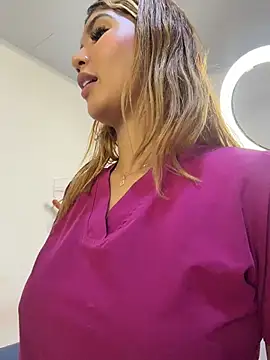 Kinky-Spa Chat XXX in diretta