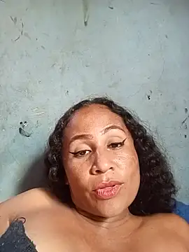 Chat XXX ao vivo de MoanaCaspier
