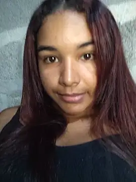 Madeleik Obrolan Langsung XXX