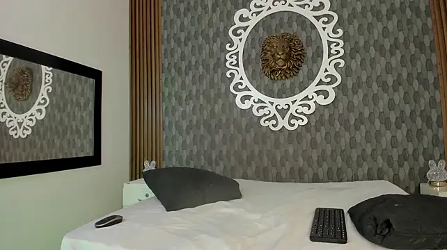 mathews_43's Live XXX Chat