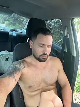 Valentinog live XXX chat