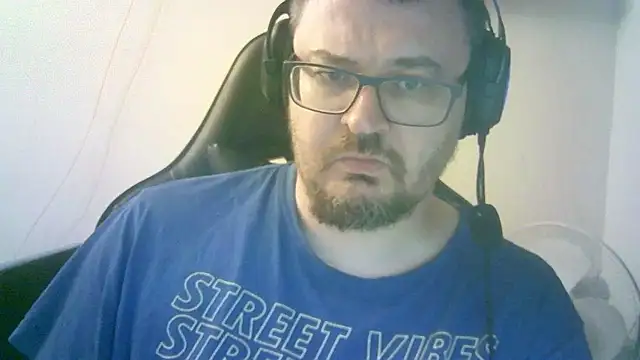 Czat XXX na żywo – SirAbuser