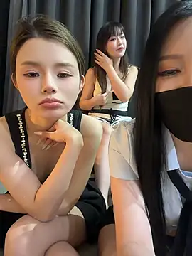 แชท XXX สดของ tutuya01