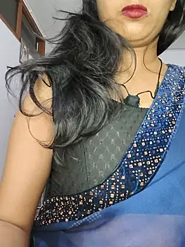 Taara1 লাইভ XXX চ্যাট