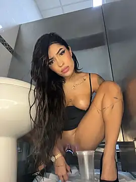 Chat XXX Live MystiqueXXX