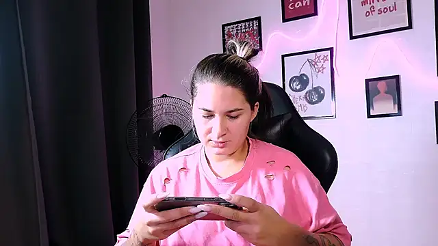 Živý XXX chat AlisaFrost