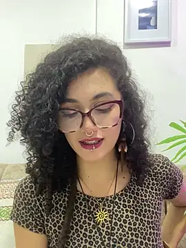 CurlyMeryJaneのライブXXXチャット