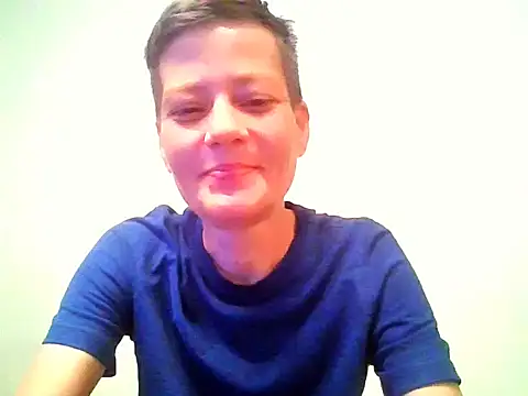 YeahsGirl's Live XXX Chat