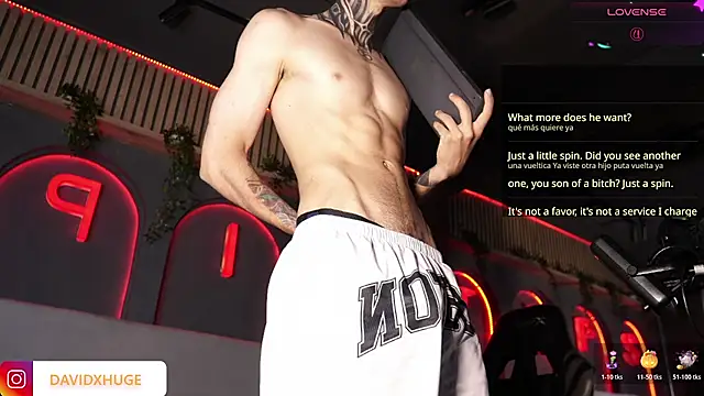 David__Huge XXX чат на живо