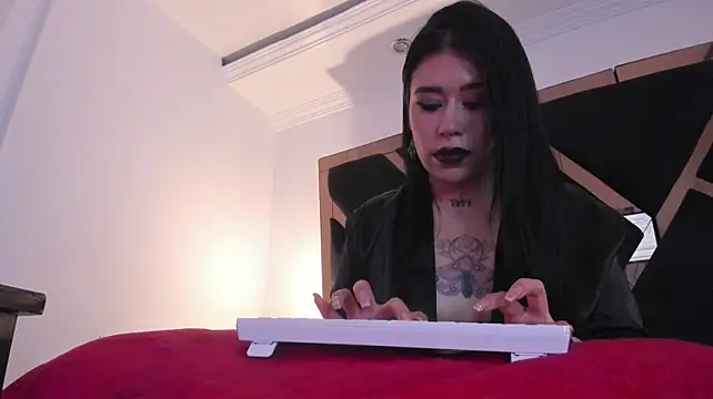 SusanVilla's Live XXX Chat