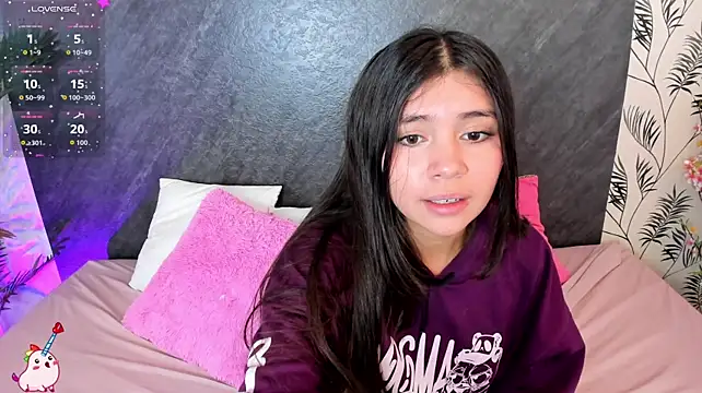 LiaRivers' Live XXX Chat