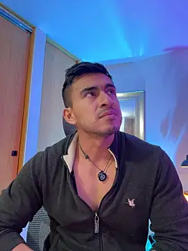Chris_Clarck Live XXX-chat