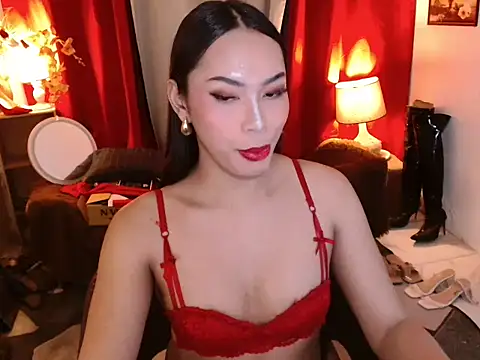 kylieEmparado Adlı Modelin Canlı XXX Sohbeti