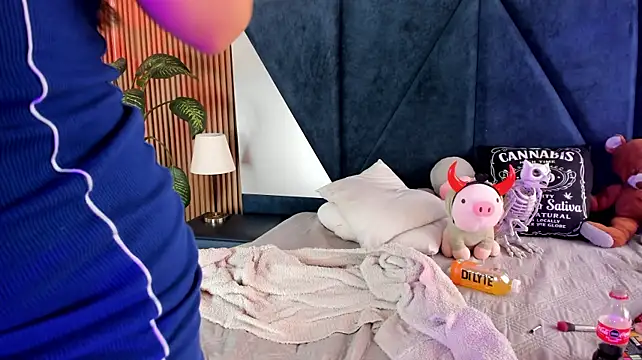 Olivia_Collinns1 现场XXX聊天