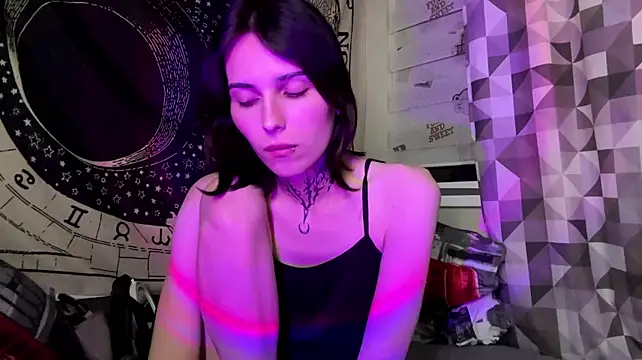 SweetFemBoyy Live XXX-chat