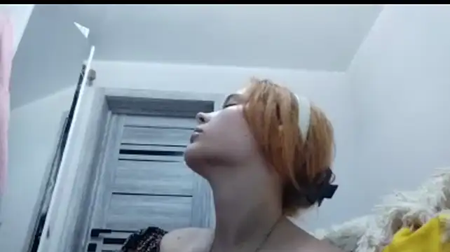 Chatroom XXX en direct de RedieChloe