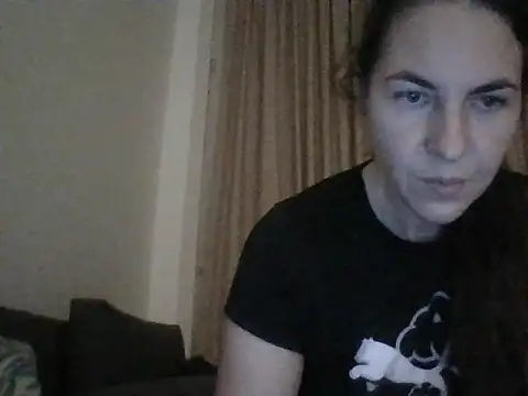 Chatroom XXX en direct de Lavonira