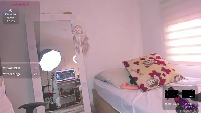 SharonVelvet Chat XXX live