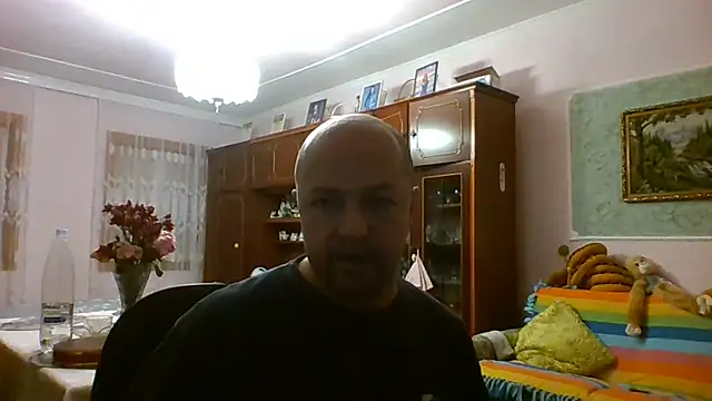 הופעת וובקאם של Luceriusbigass