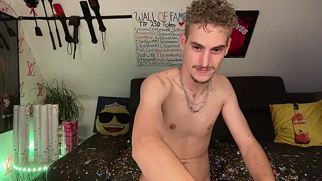Živý XXX chat Cookieboy88