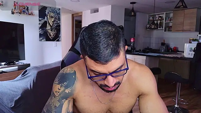 Michael_Diamond Live XXX-chat