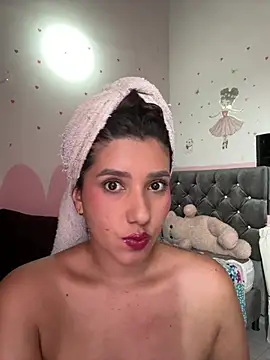 emmariders2 – Naživo XXX chat