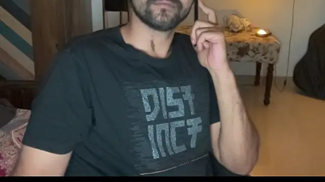 Czat XXX na żywo – Mr_Raje