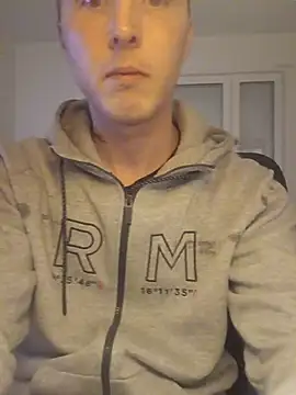 erikdanil Chat XXX live