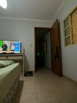 XXX chat uživo modela MeladoDiMel