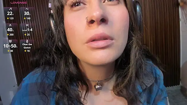 دردشة nina_daft الجنسية المباشرة