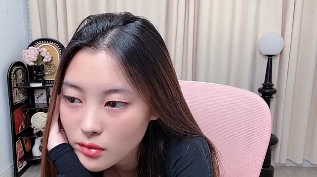 JiaYi0911 Chat XXX live