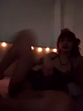 XXX chat uživo modela KeylacabreraC
