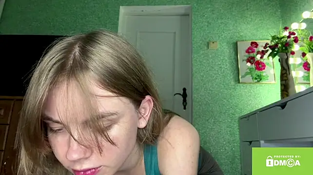 XXX chat uživo modela SunnyStrike