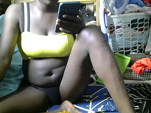 Sweetebonyg's Live XXX Chat