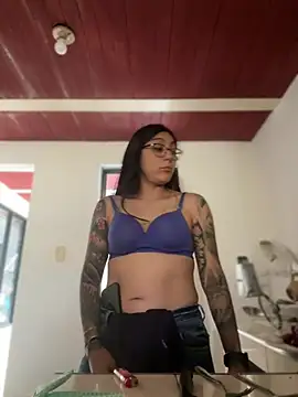 PamelaFtMia Chat XXX live