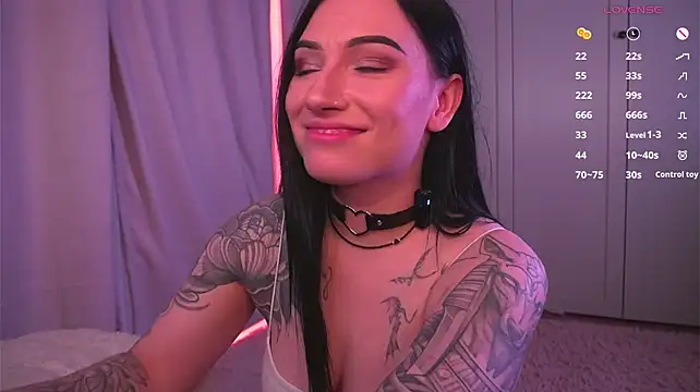 nut_rush élő XXX-chatje
