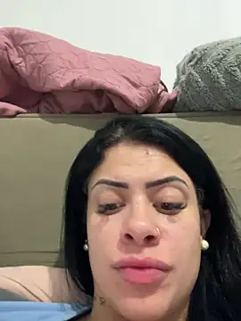Show de belababyy na webcam