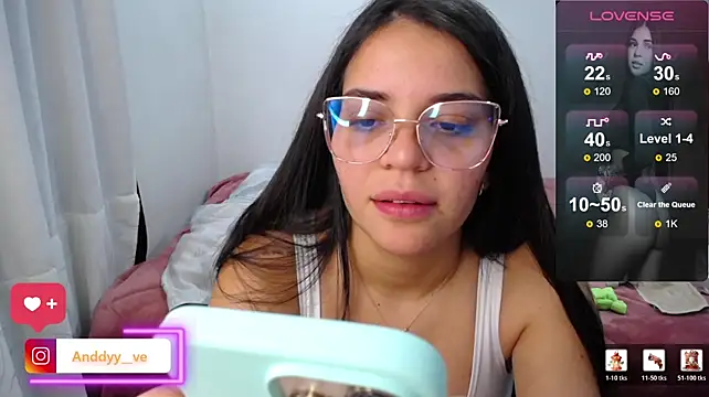 Chat XXX ao vivo de Anddyy__