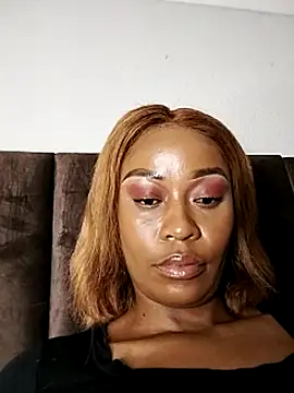 XXX chat uživo modela Miss-SassyAss