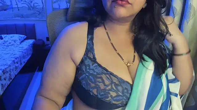 tarivishu11's Live XXX Chat
