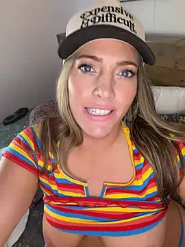 hollyharmd's Live XXX Chat
