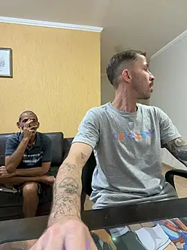 Chat +18 de MeladoDiMel ao vivo